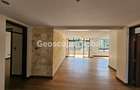 5 Bed House with En Suite in Lavington - 3