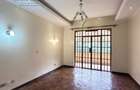 5 Bed Townhouse with En Suite at Rosslyn - 10