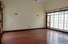 4 Bed Villa with En Suite in Kyuna - 4