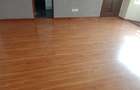 6 Bed House with En Suite in Nyari - 12