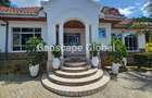 5 Bed House with En Suite in Kitisuru - 1