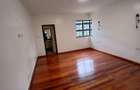 4 Bed Townhouse with En Suite in Karen - 11