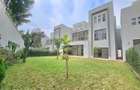 5 Bed Townhouse with En Suite at Lavington Green - 1