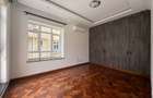 5 Bed Townhouse with En Suite in Lavington - 13