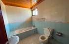 4 Bed Apartment with En Suite in Riverside - 11