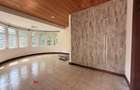 4 Bed House with Swimming Pool in Rosslyn - 10