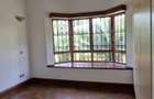 5 Bed House with En Suite at Mimosa - 8