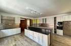 5 Bed Townhouse in Rosslyn - 10