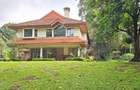 5 Bed House with En Suite at Rosslyn Park - 8