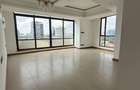 3 Bed Apartment with En Suite in Riverside - 8