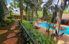Furnished 2 Bed Apartment with En Suite in Brookside - 1