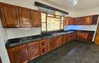 5 Bed Villa with En Suite at Faith Avenue - 5