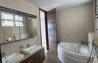 4 Bed Apartment with En Suite at Greenwood - 15