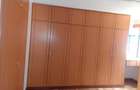 5 Bed Townhouse with En Suite in Lavington - 6