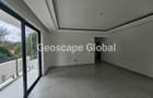 3 Bed Apartment with En Suite in Spring Valley - 2