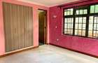 3 Bed House with En Suite at Nyari - 9