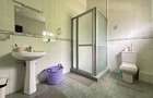 4 Bed Townhouse with En Suite in Lavington - 12
