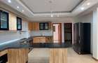 5 Bed Townhouse with En Suite at Convent Drive - 8