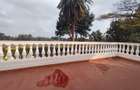 6 Bed House with En Suite in Garden Estate - 10