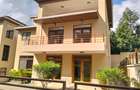 5 Bed Townhouse with En Suite in Lavington - 1