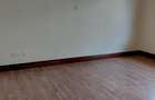 5 Bed Townhouse with En Suite in Westlands Area - 13