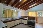 4 Bed House with En Suite in Runda - 17