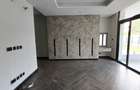 5 Bed House with En Suite in Nyari - 13