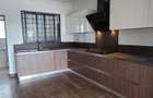 3 Bed Apartment with En Suite in Parklands - 19