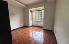 4 Bed Townhouse with En Suite at Rosslyn - 7
