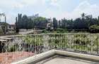 4 Bed House with Swimming Pool at Links Road - 1