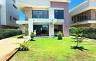 4 Bed Townhouse with En Suite in Runda - 2