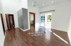 6 Bed House with En Suite in Runda - 11