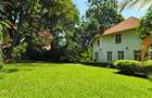 5 Bed House with En Suite in Rosslyn - 19