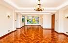 4 Bed Apartment with En Suite in Riverside - 7