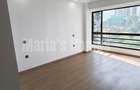 3 Bed Apartment with En Suite at Riverside Drive - 4
