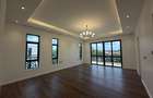 5 Bed Villa with En Suite in Lavington - 10