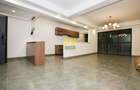 2 Bed Apartment in Riverside - 1