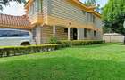 4 Bed Townhouse with En Suite in Lavington - 14