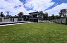 5 Bed Villa with En Suite at Nyari - 2