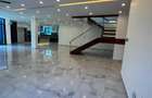 5 Bed Villa with En Suite at Moyne Drive - 9