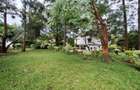 5 Bed House at Ridgeways Lane - 8