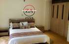 Serviced 2 Bed Apartment with En Suite at Rosslyn - 17