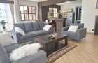 Serviced 2 Bed Apartment with En Suite at Beach Road - 8