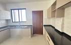 3 Bed Apartment with En Suite at Off Links Road - 15