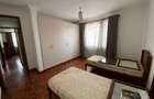5 Bed House with En Suite in Runda - 13