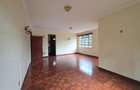 4 Bed Townhouse with En Suite in Kitisuru - 17