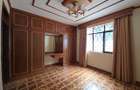 5 Bed House with En Suite in Runda - 16