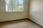 5 Bed House with En Suite in South C - 18