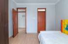 4 Bed Townhouse with En Suite at Queen Estate Road - 13