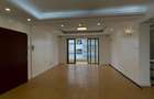4 Bed Apartment with En Suite at Hatheru Road - 2
